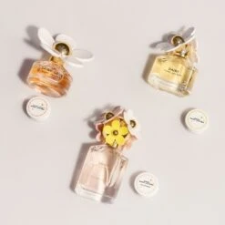 Marc Jacobs Daisy Love -Mode Parfums Magasin marc jacobs daisy love huile parfumee en capsules pour femme 2